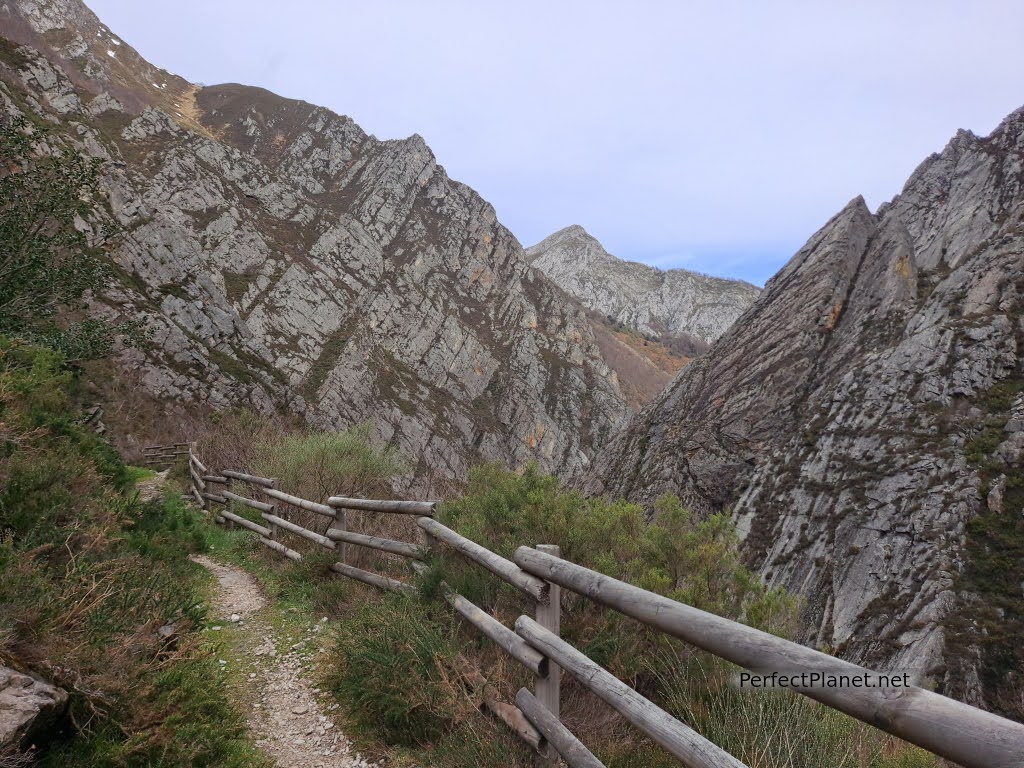 Arrudos path