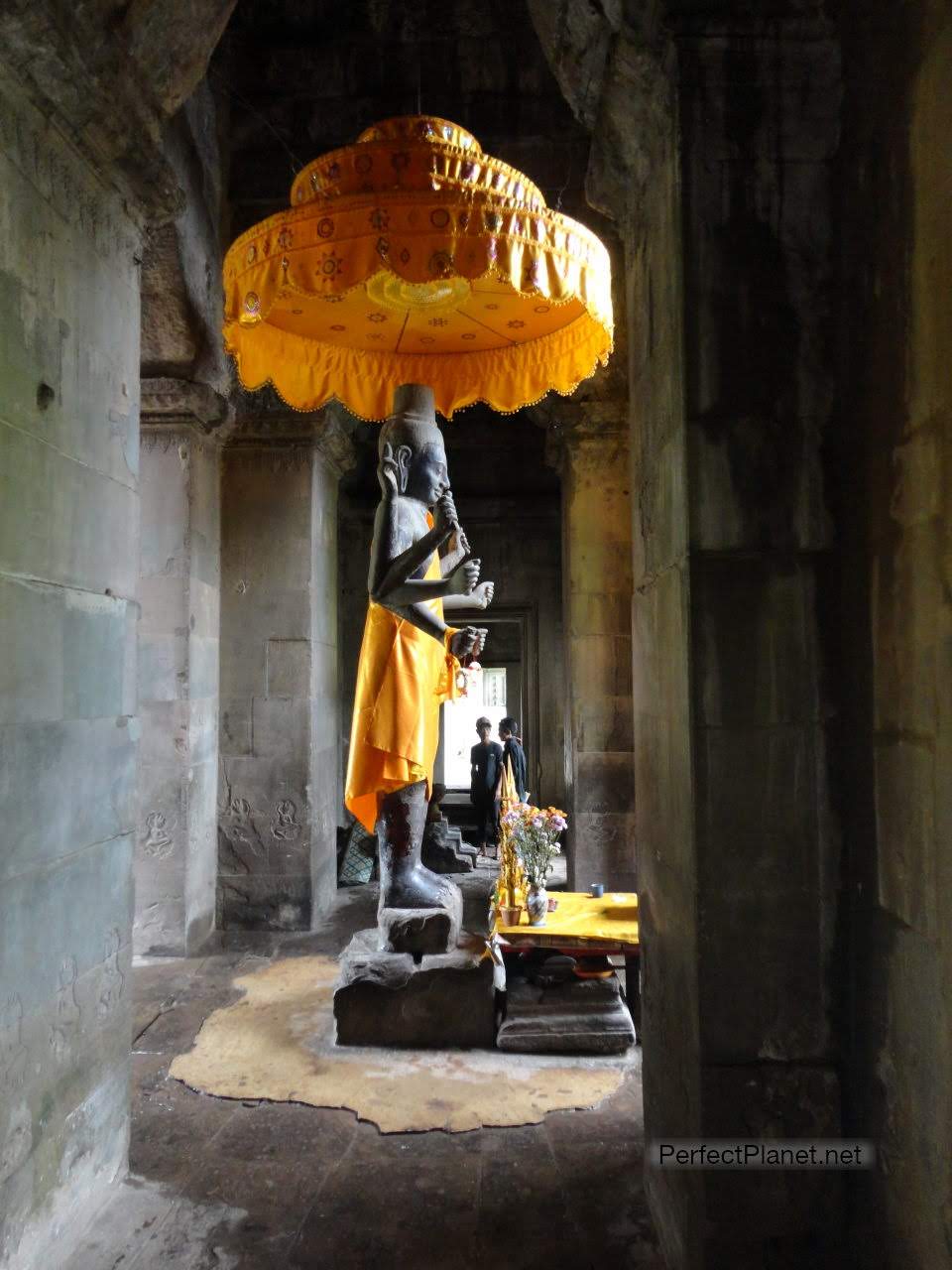 Interior Angkor Wat