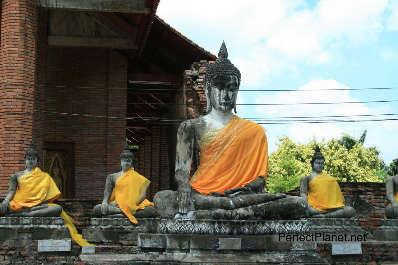 Wat Yai Chai Mongkol