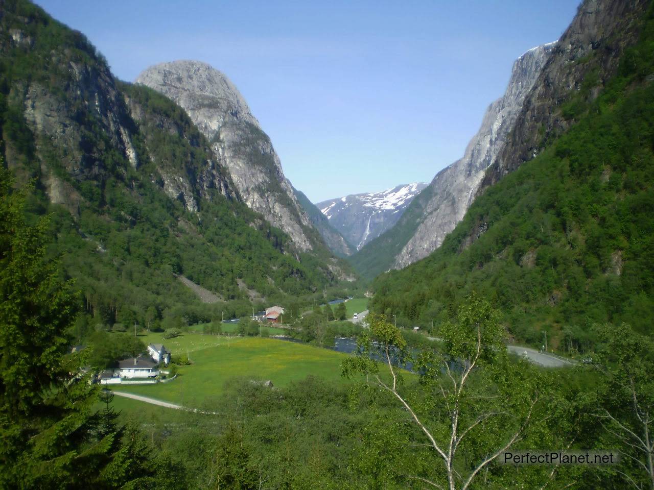 Vistas de Naerofjord