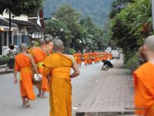 Tak Bat Luang Prabang